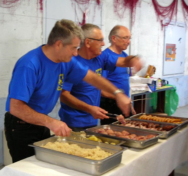 2011-10-13 18 Au service.JPG